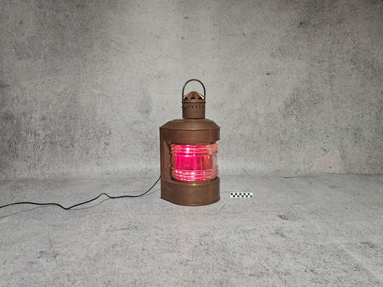 SHIP LAMP