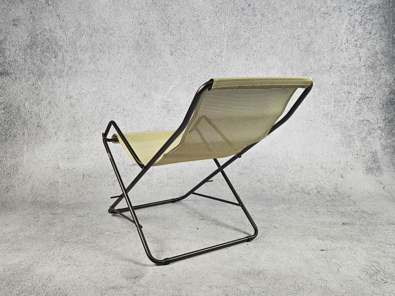 DECKCHAIR