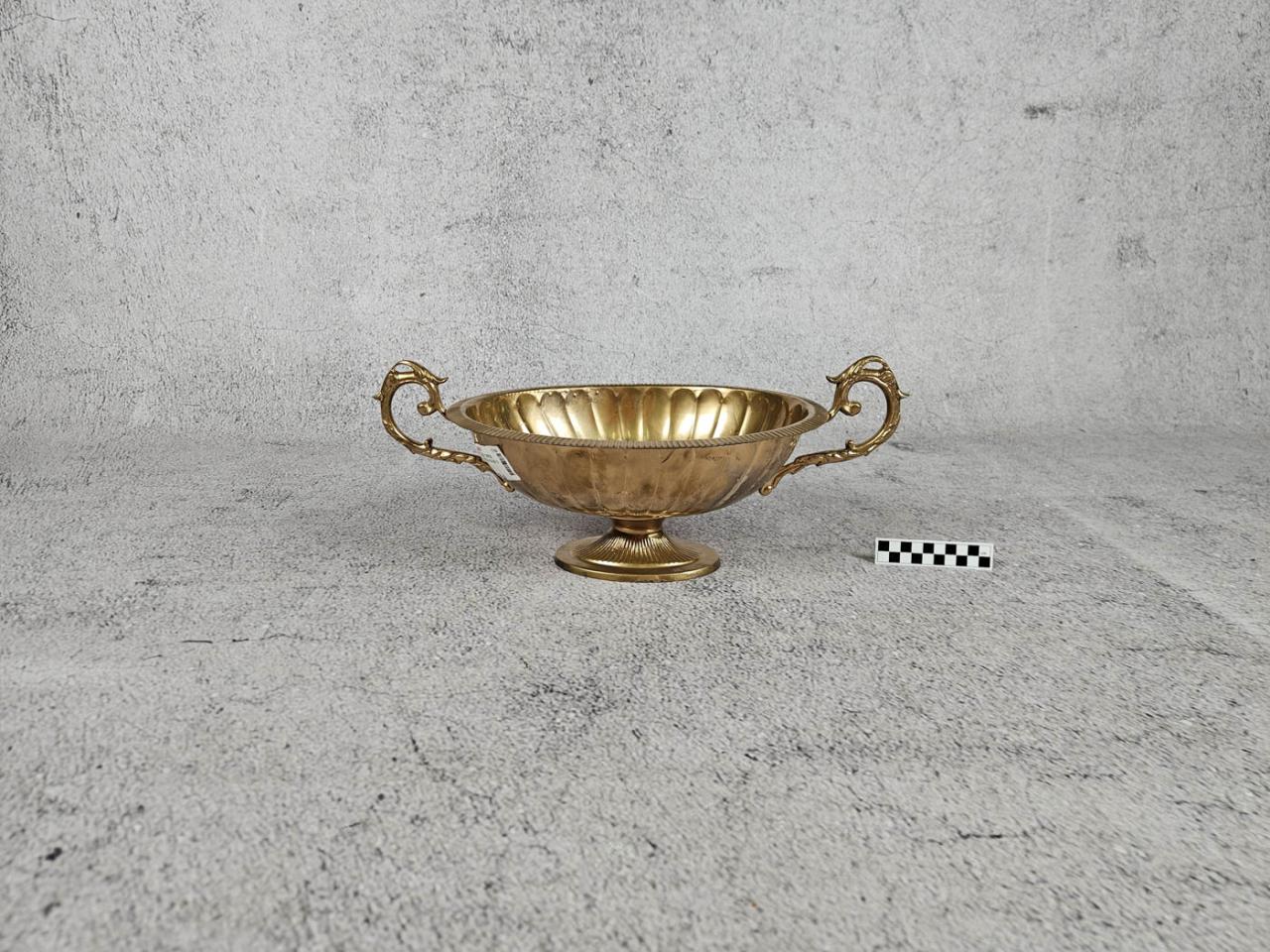 CAKE STAND