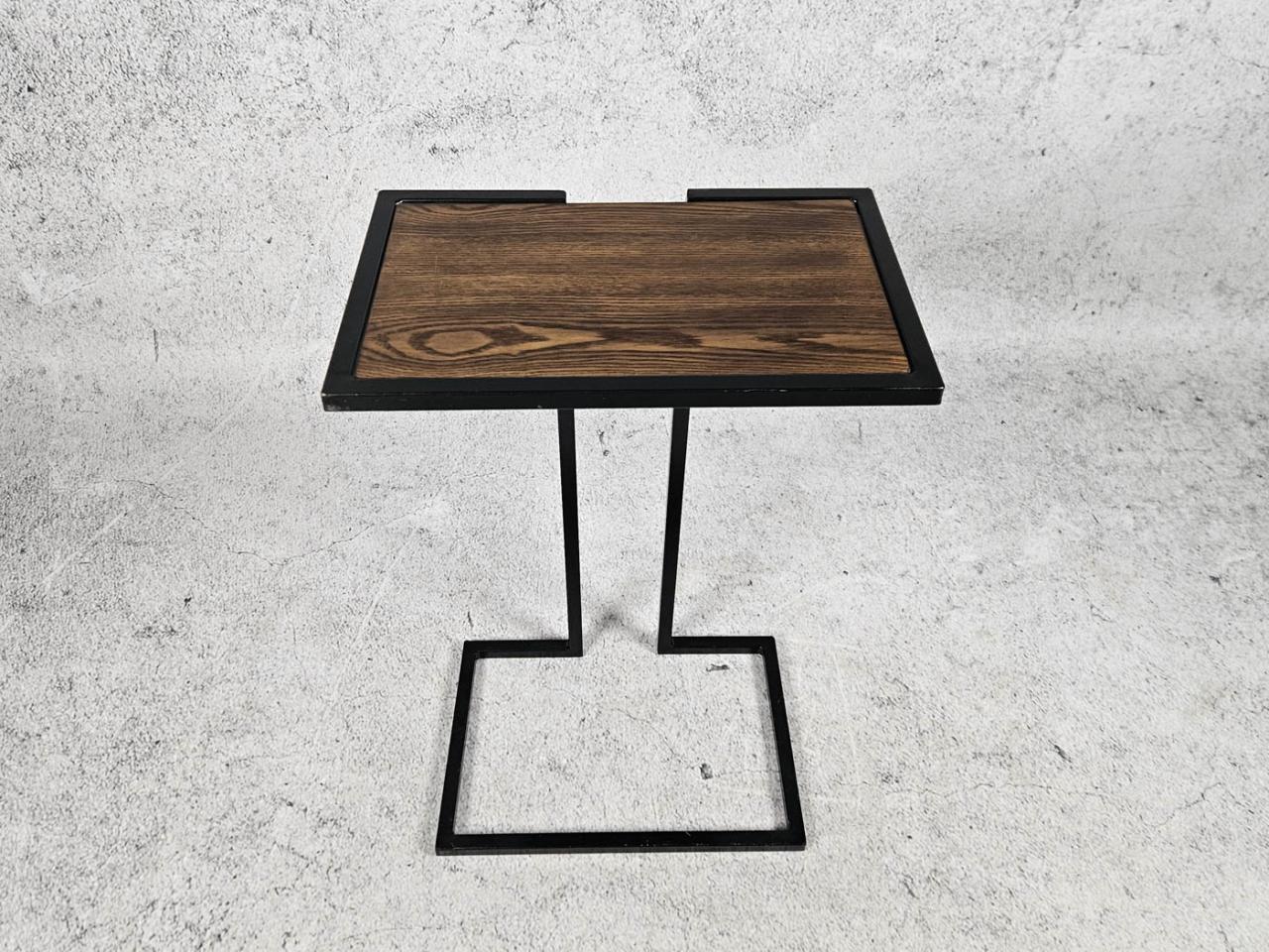 SMALL TABLE