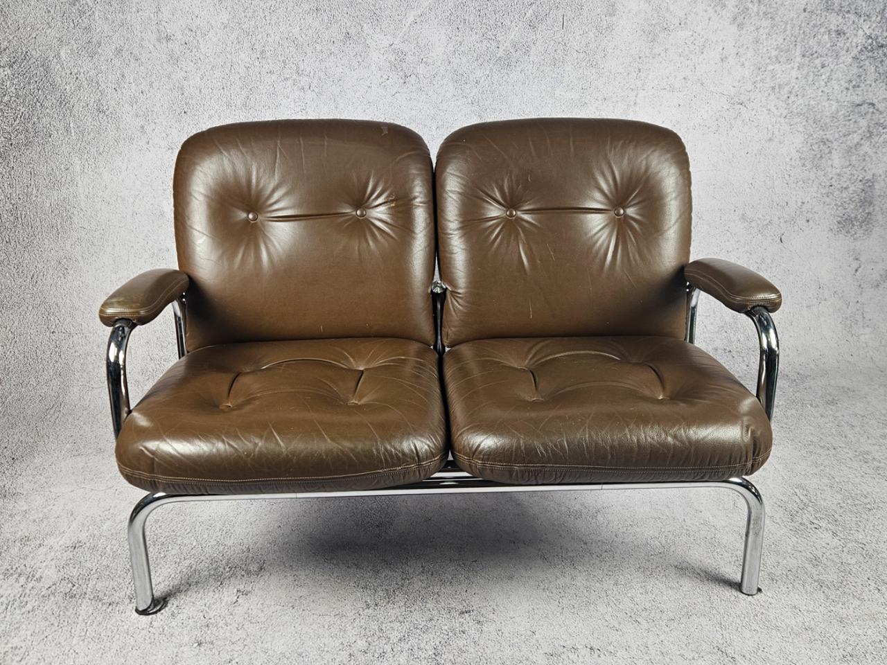 KANAPA SOFA