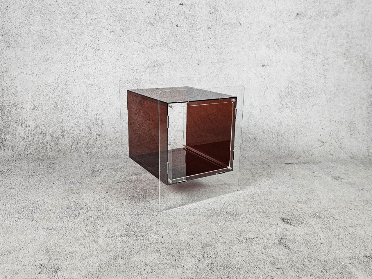 SMALL TABLE