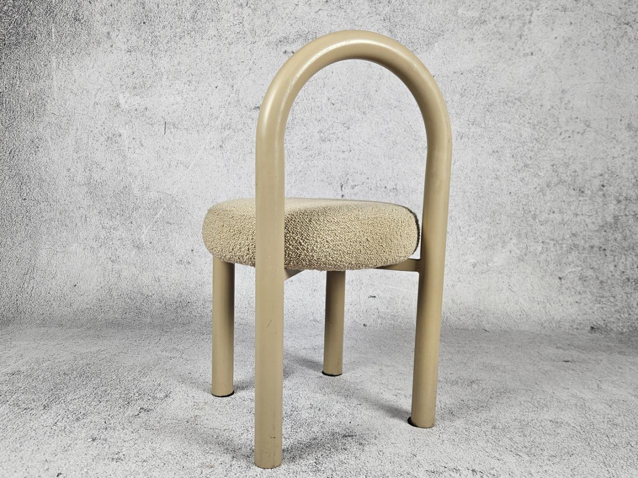 CHAIR, THE GOOD LIVING