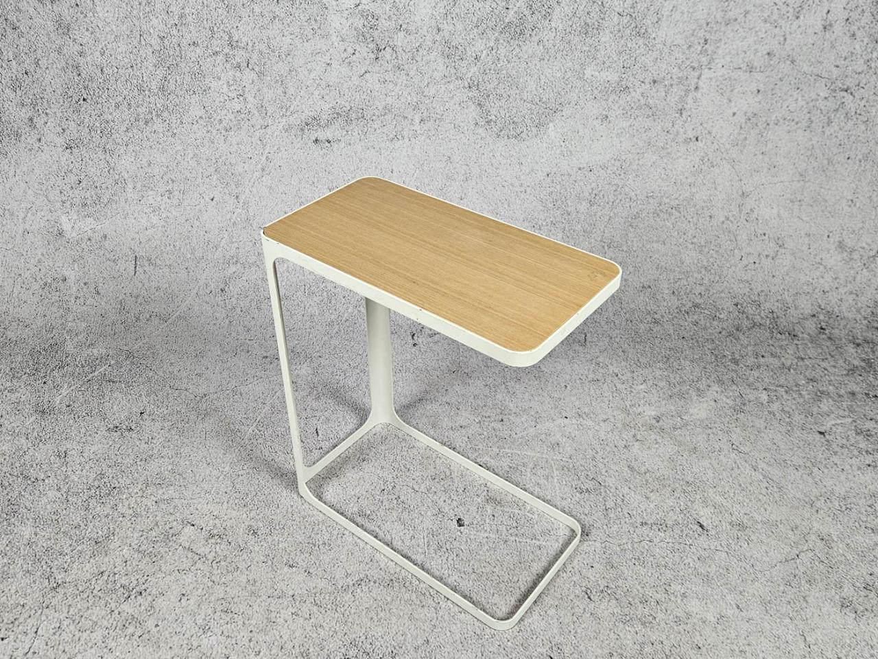 SMALL TABLE