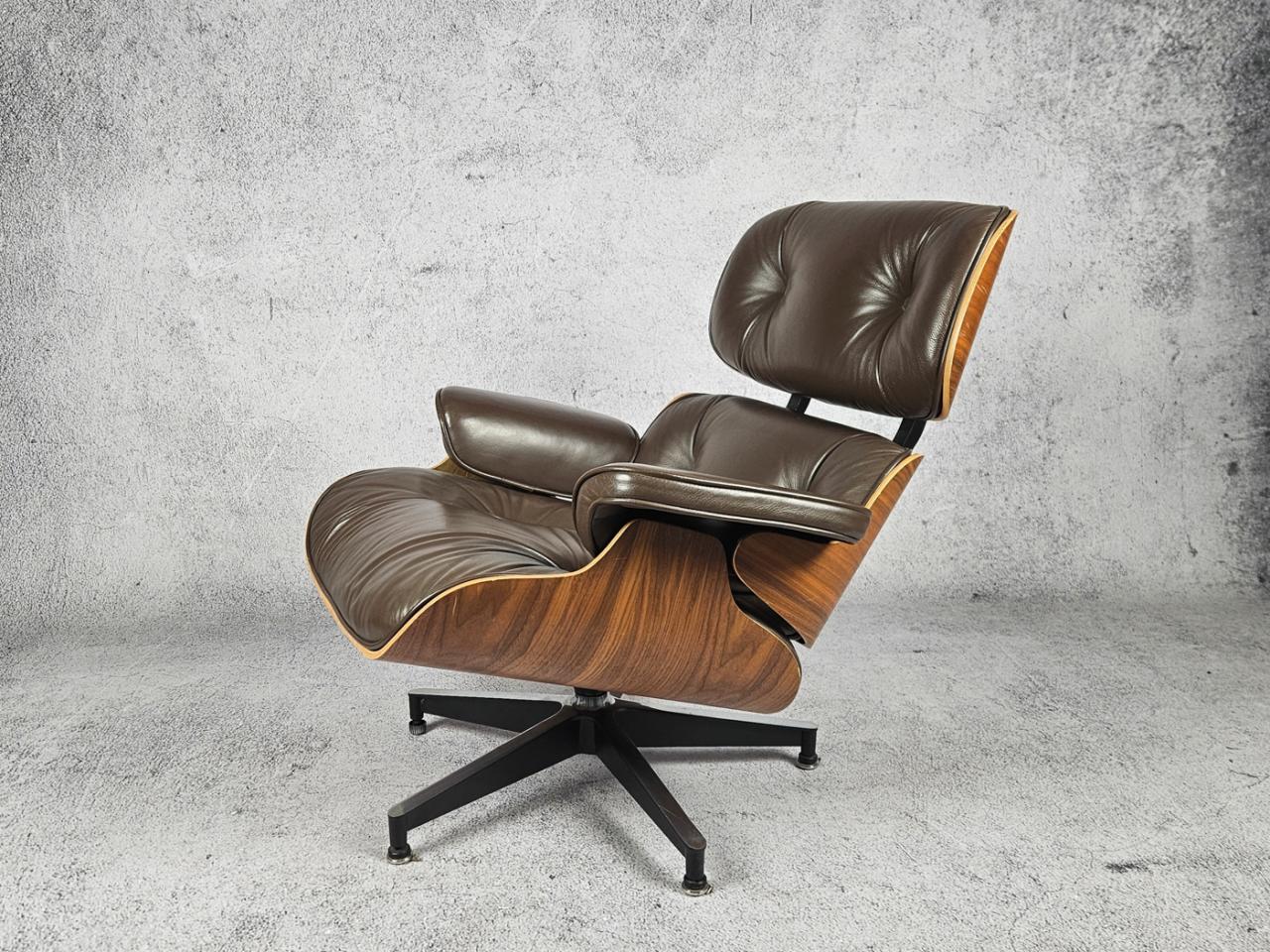 FOTEL OBROTOWY INSP. VITRA EAMS