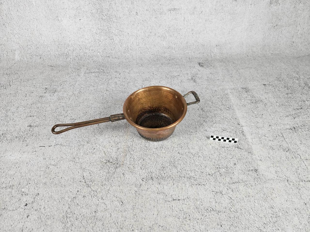 SAUCEPAN POT