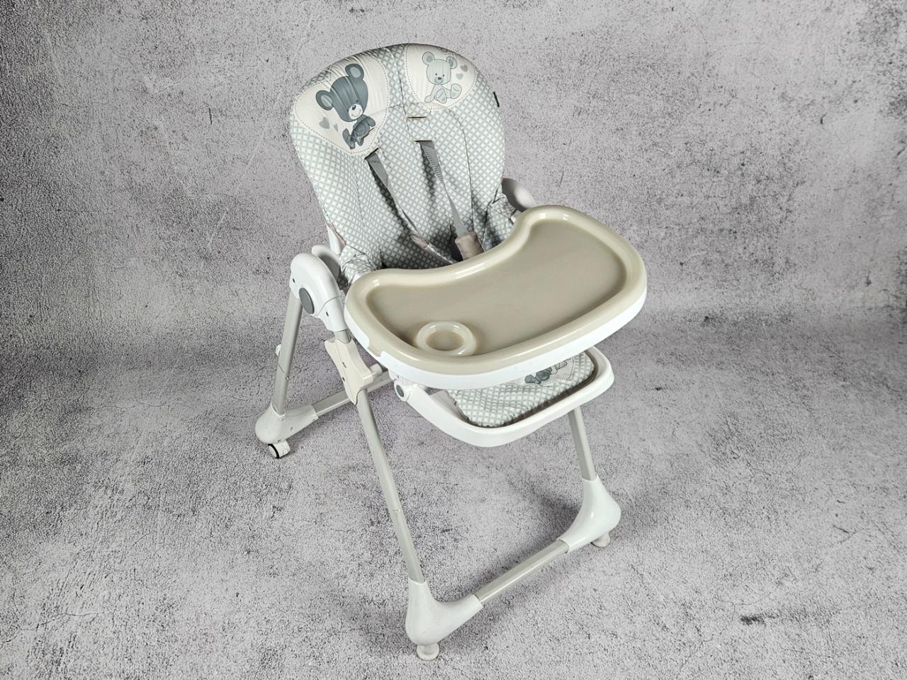 HIGH CHAIR