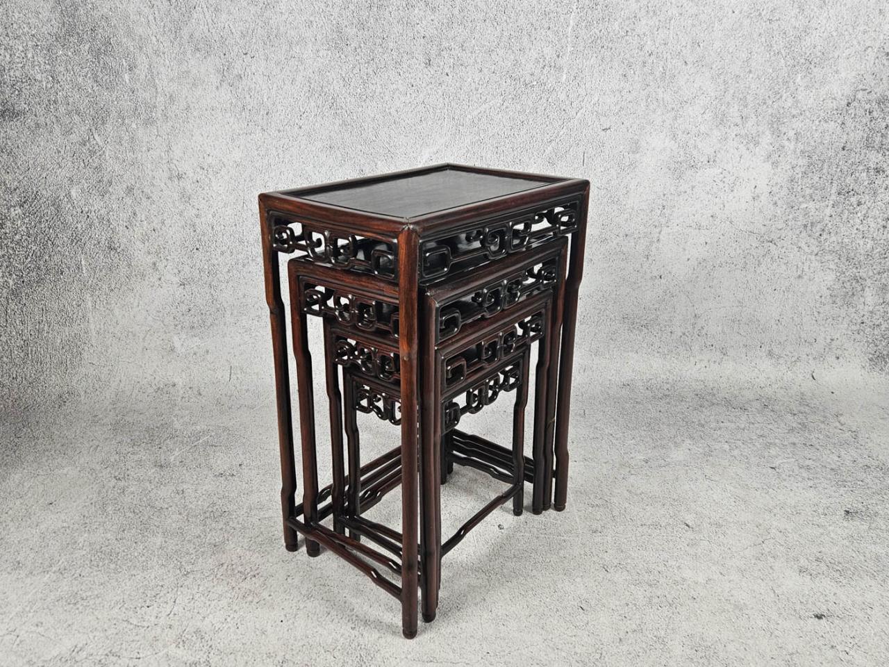SMALL TABLE