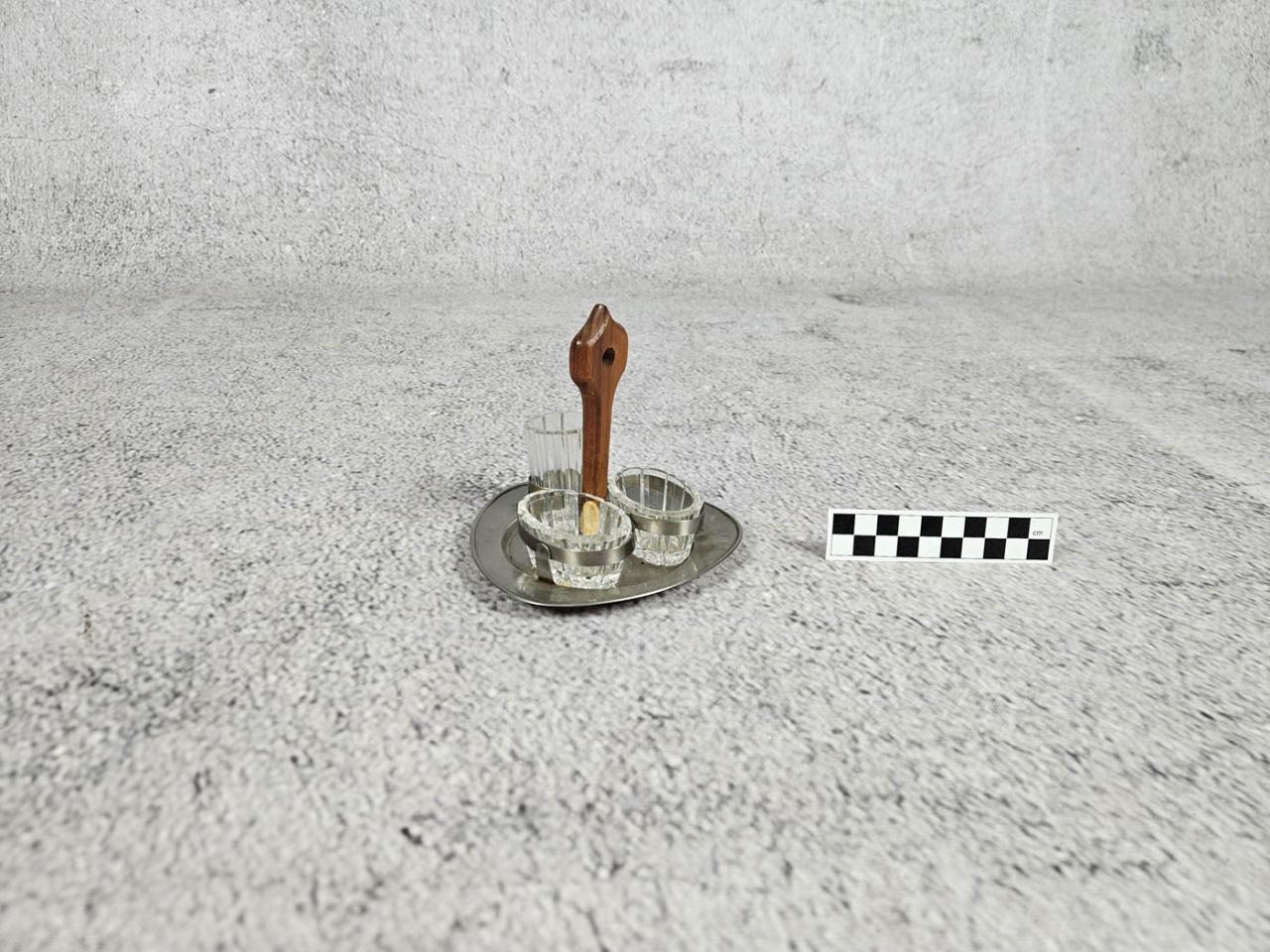 CONDIMENT SERVER
