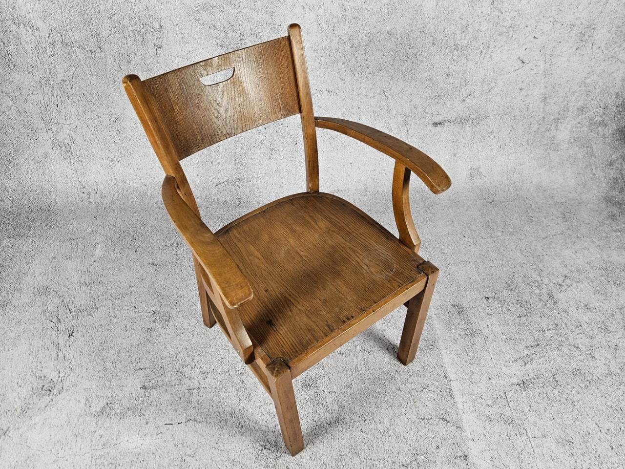 CHAIR
