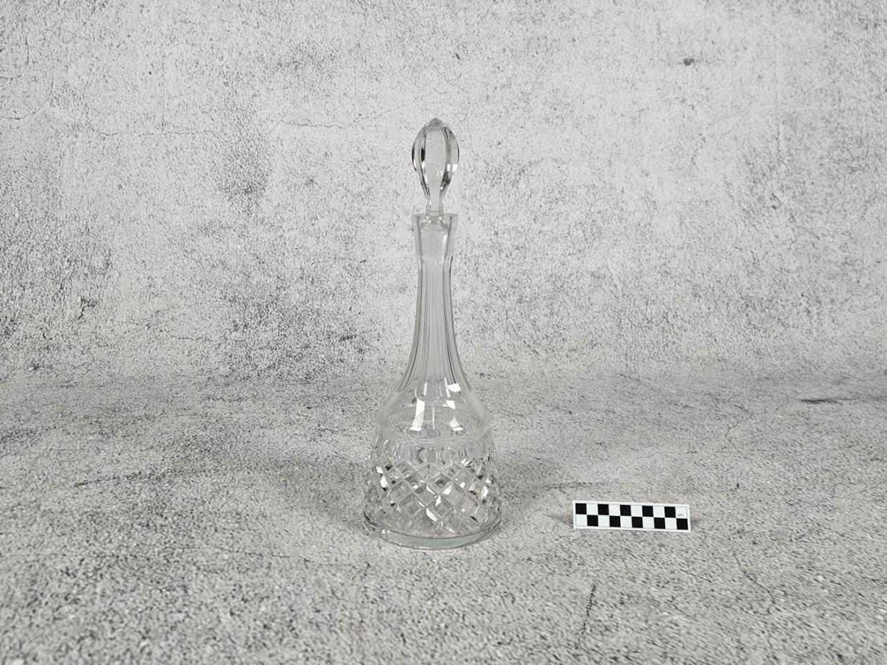 DECANTER