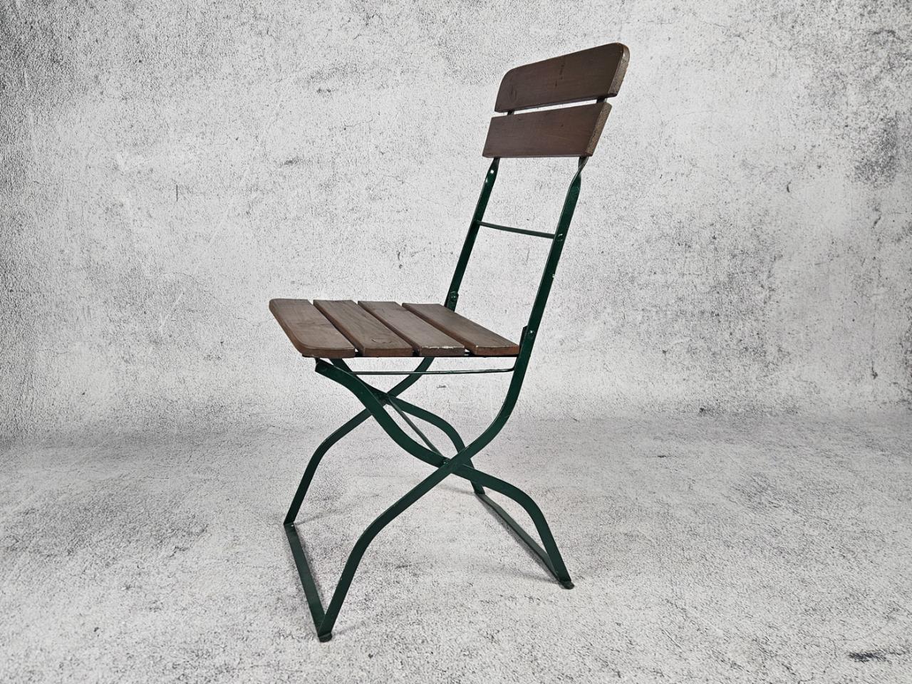 GARDEN CHAIR