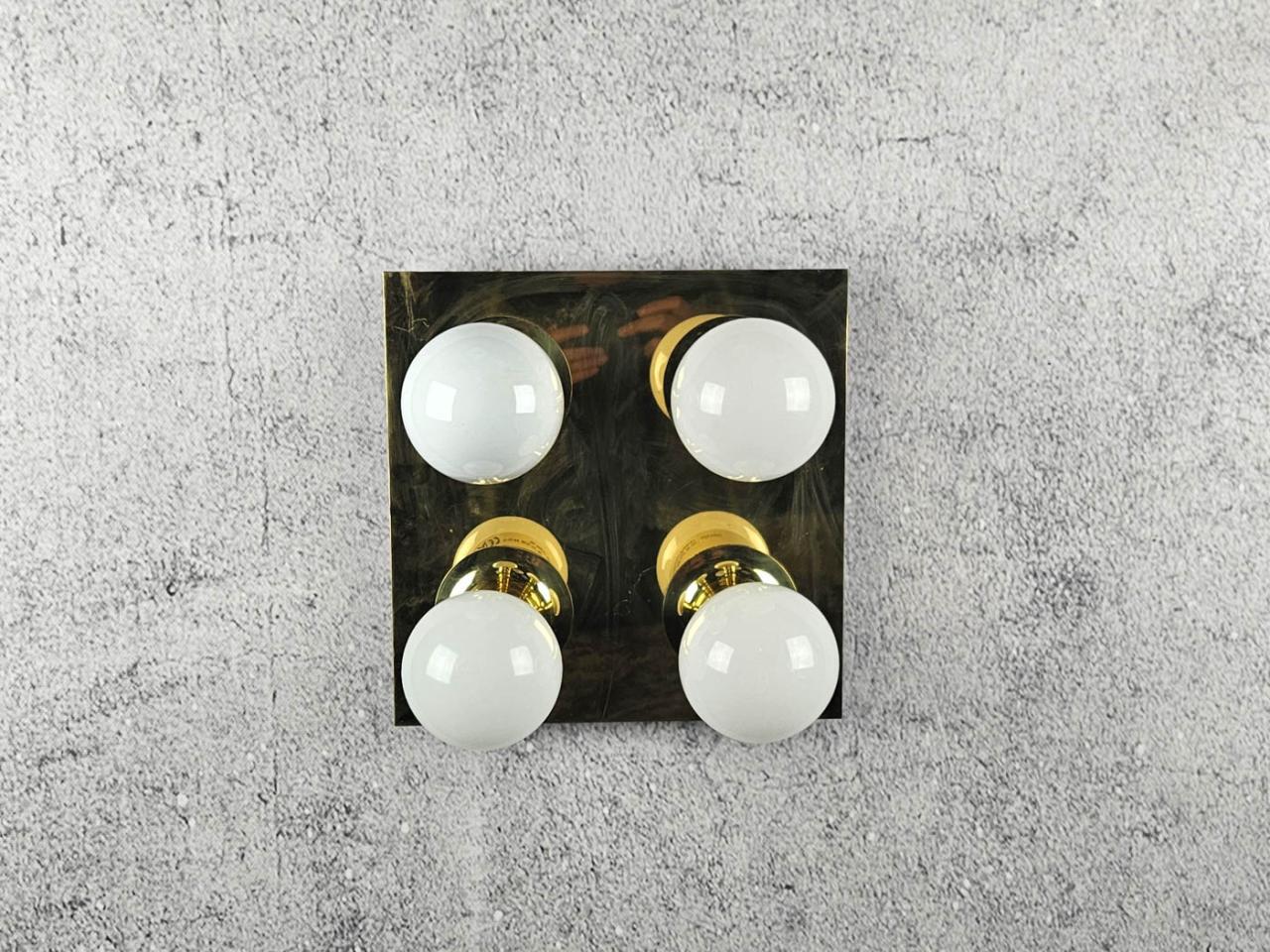 CEILING LIGHT