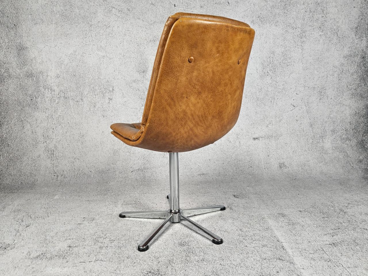 SWIVEL CHAIR, 1970S
