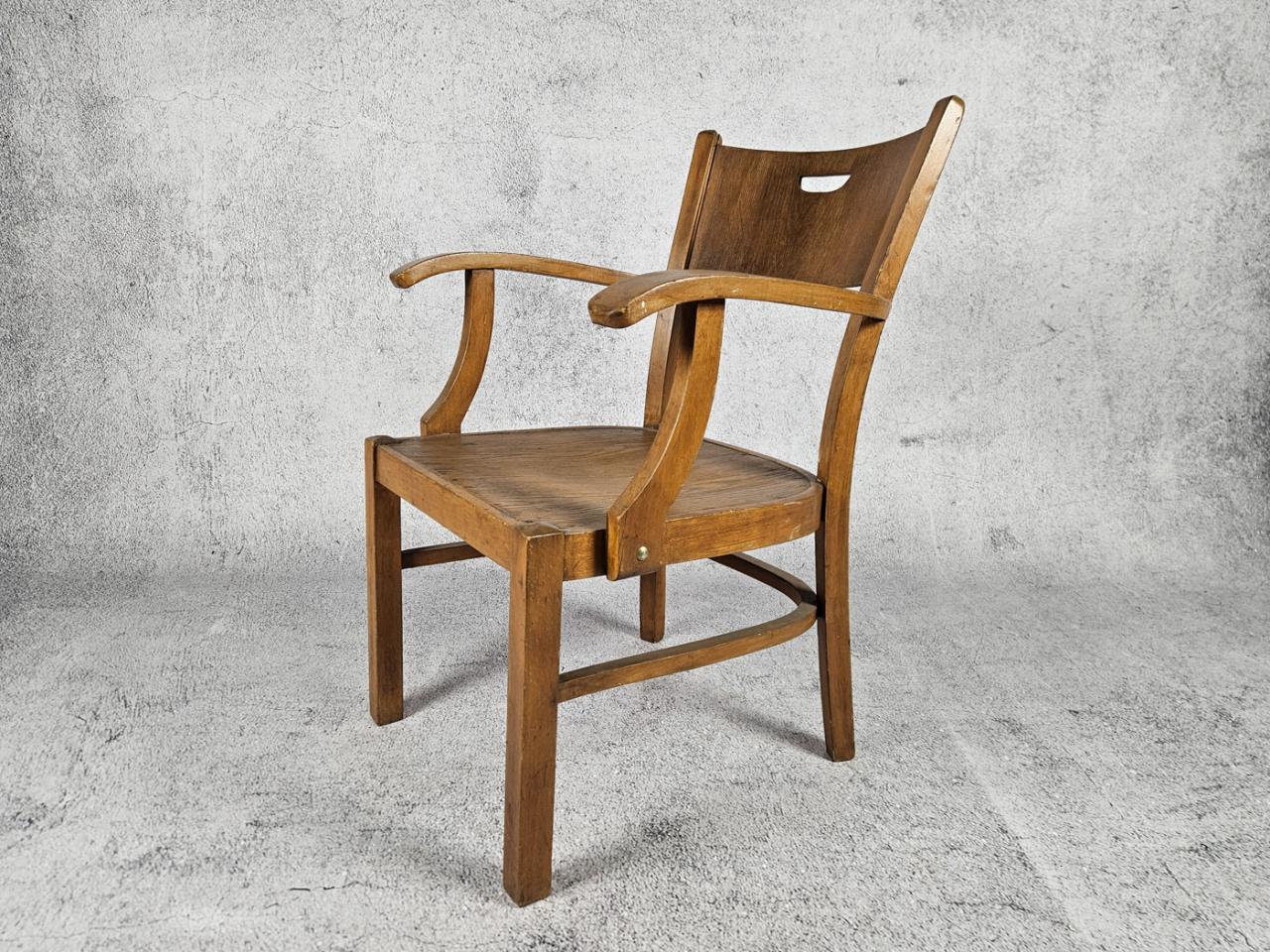 CHAIR
