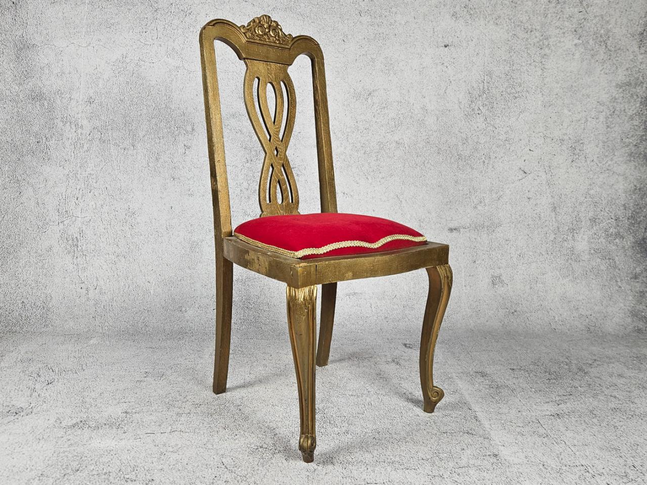CHAIR
