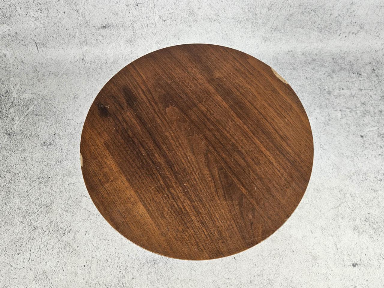 SMALL TABLE