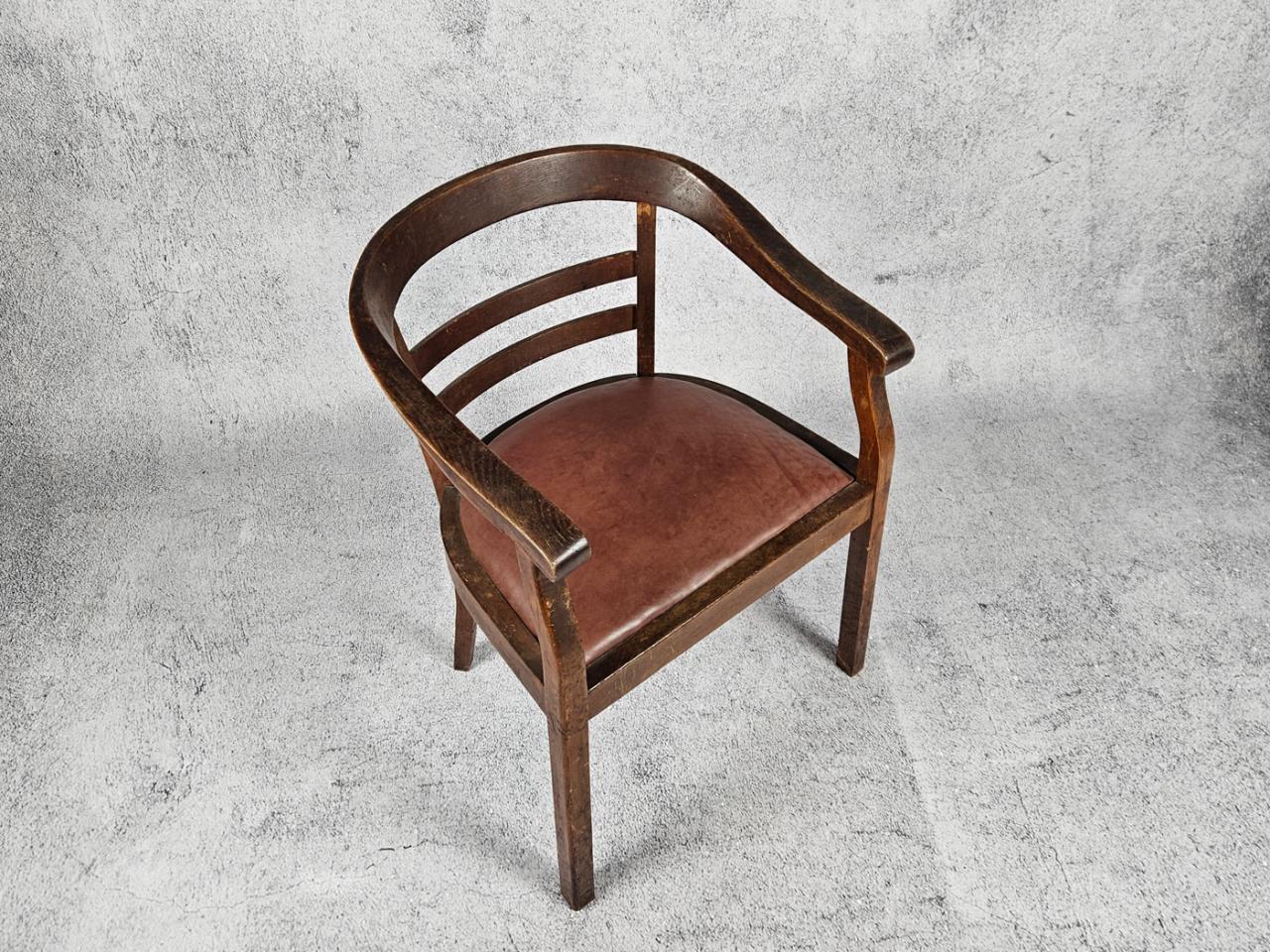 CHAIR