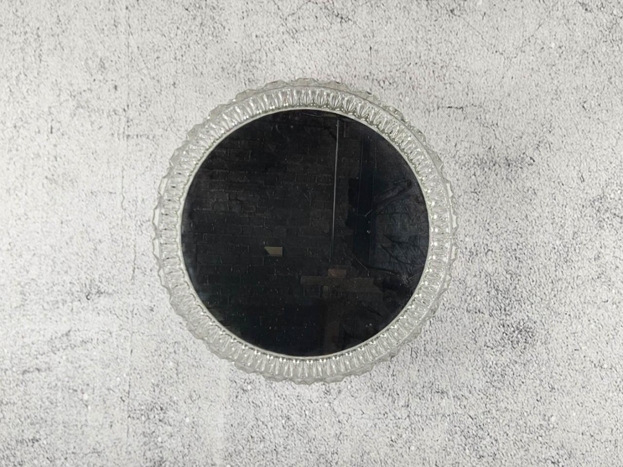 CEILING LIGHT