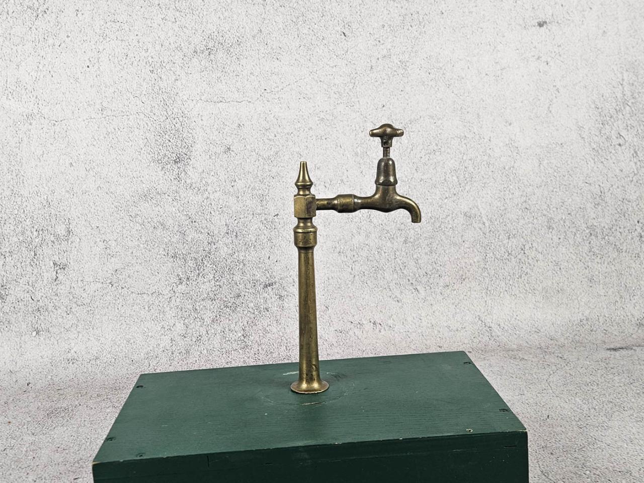 BEER TAP