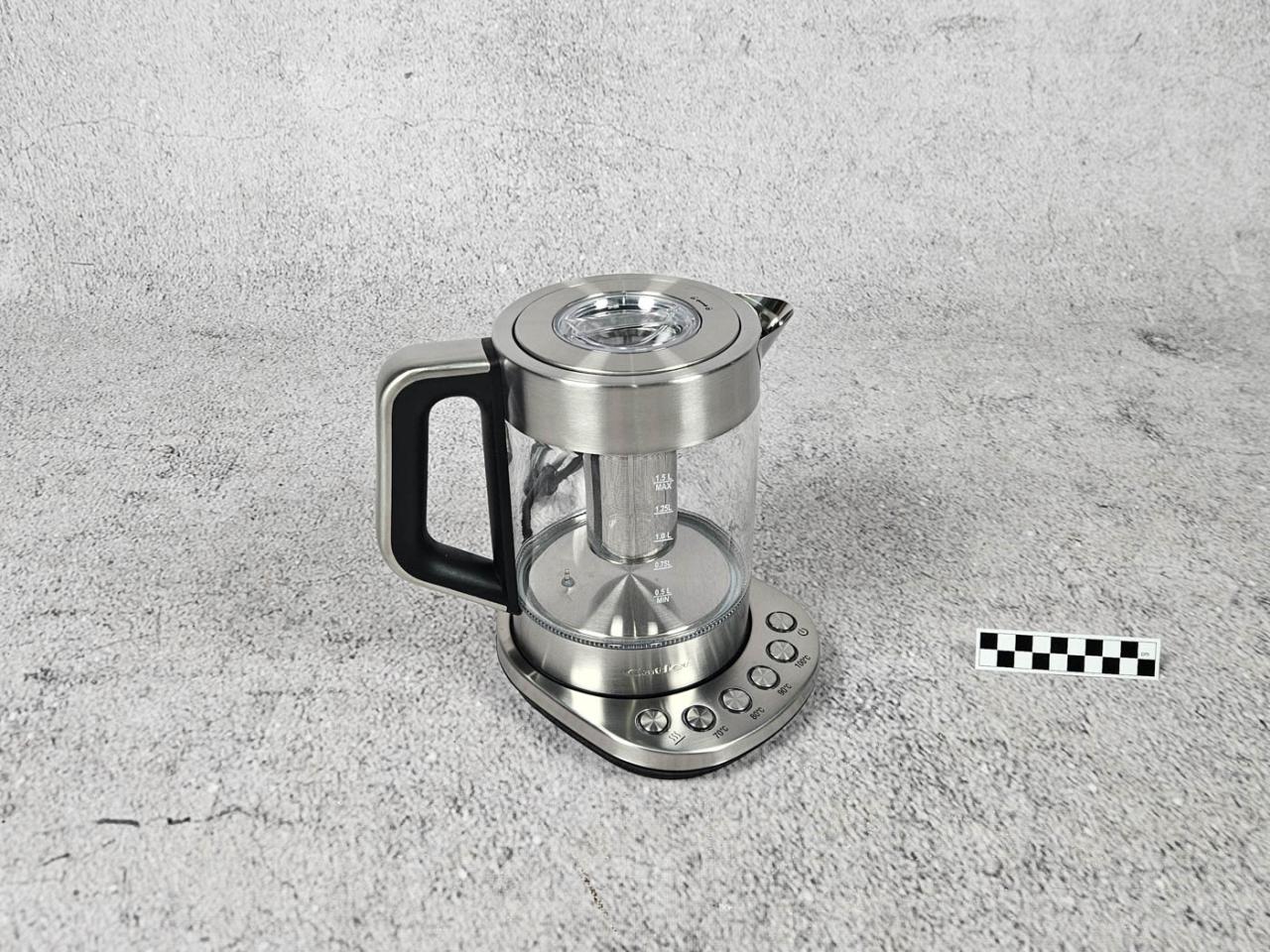 ELECTRIC KETTLE