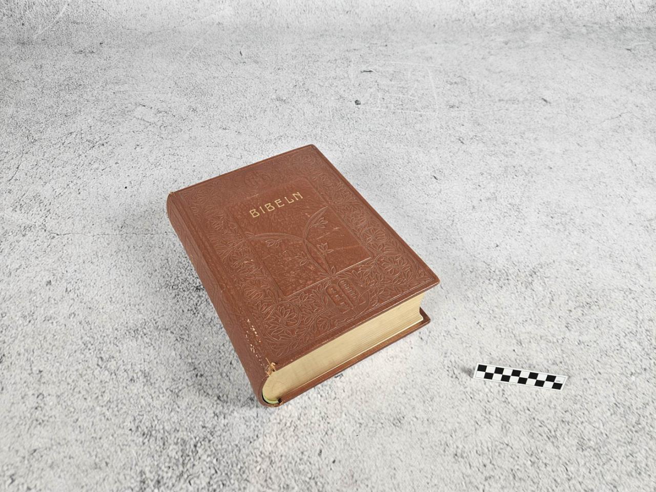KSIĘGA KSIĄŻKA BIBLIA
