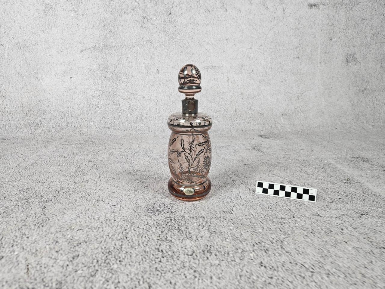 DECANTER