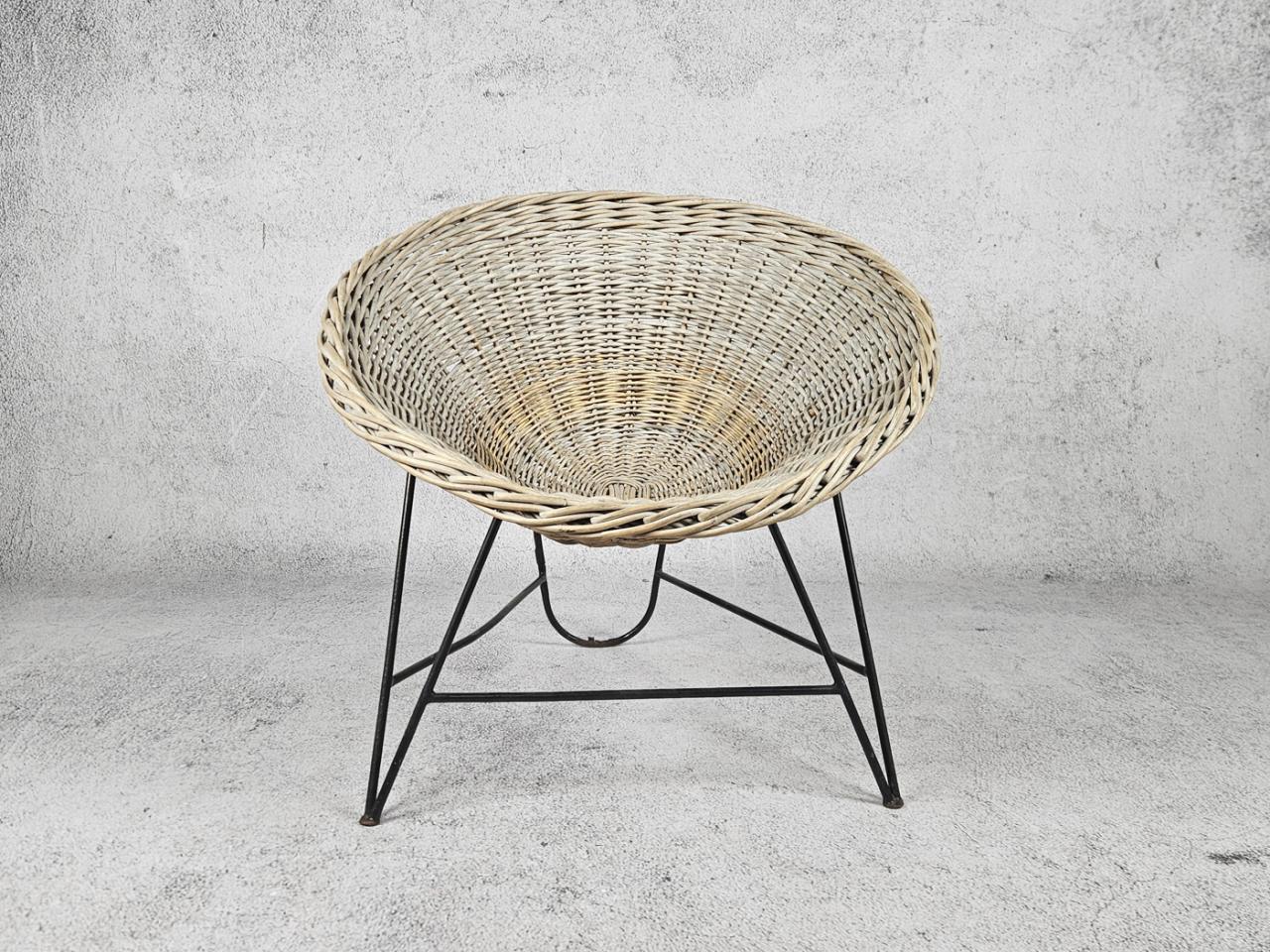 GARDEN ARMCHAIR