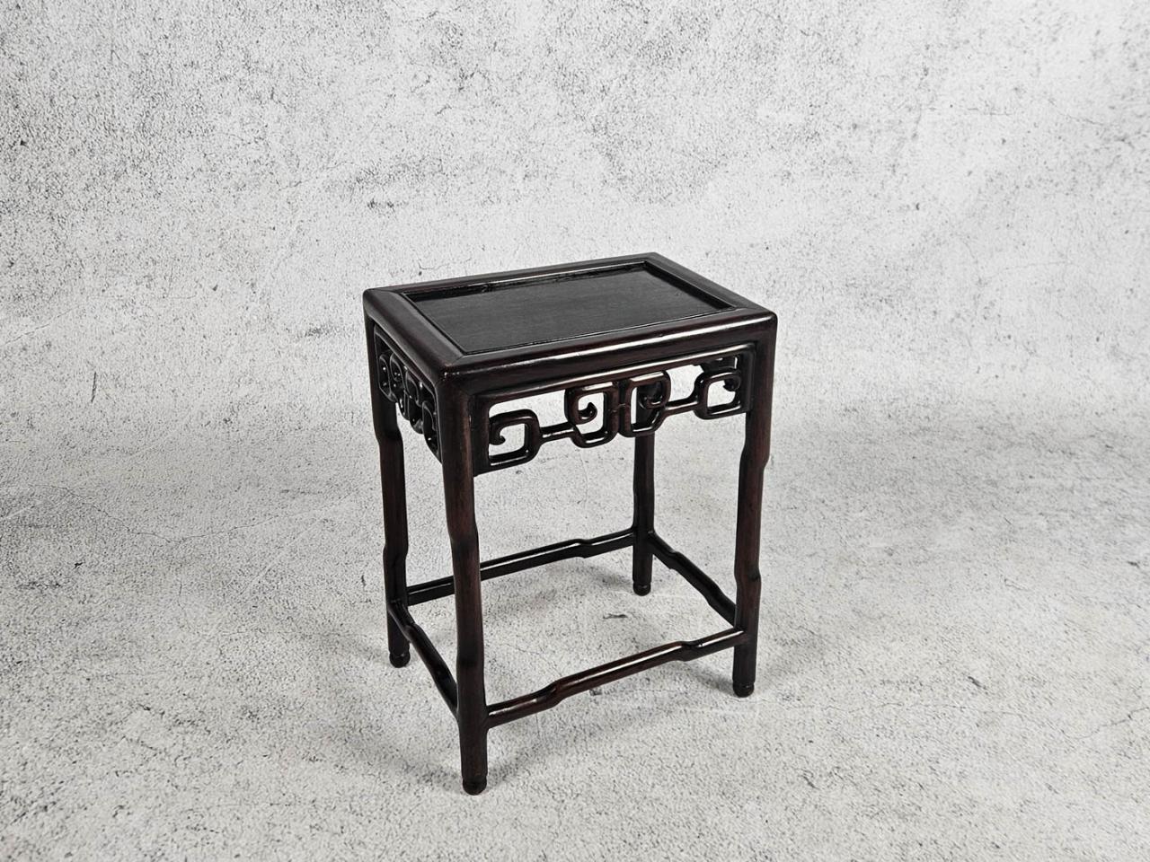 SMALL TABLE