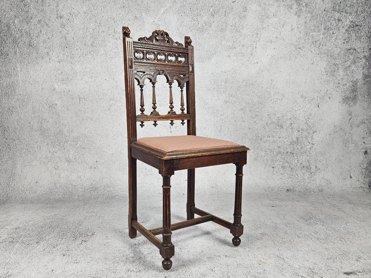 CHAIR