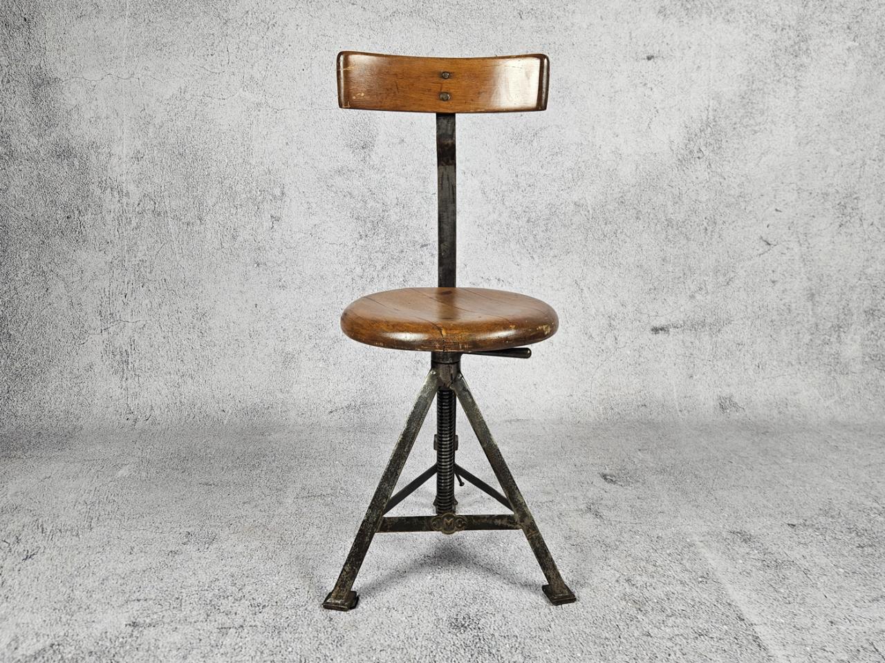 WORKSHOP CHAIR