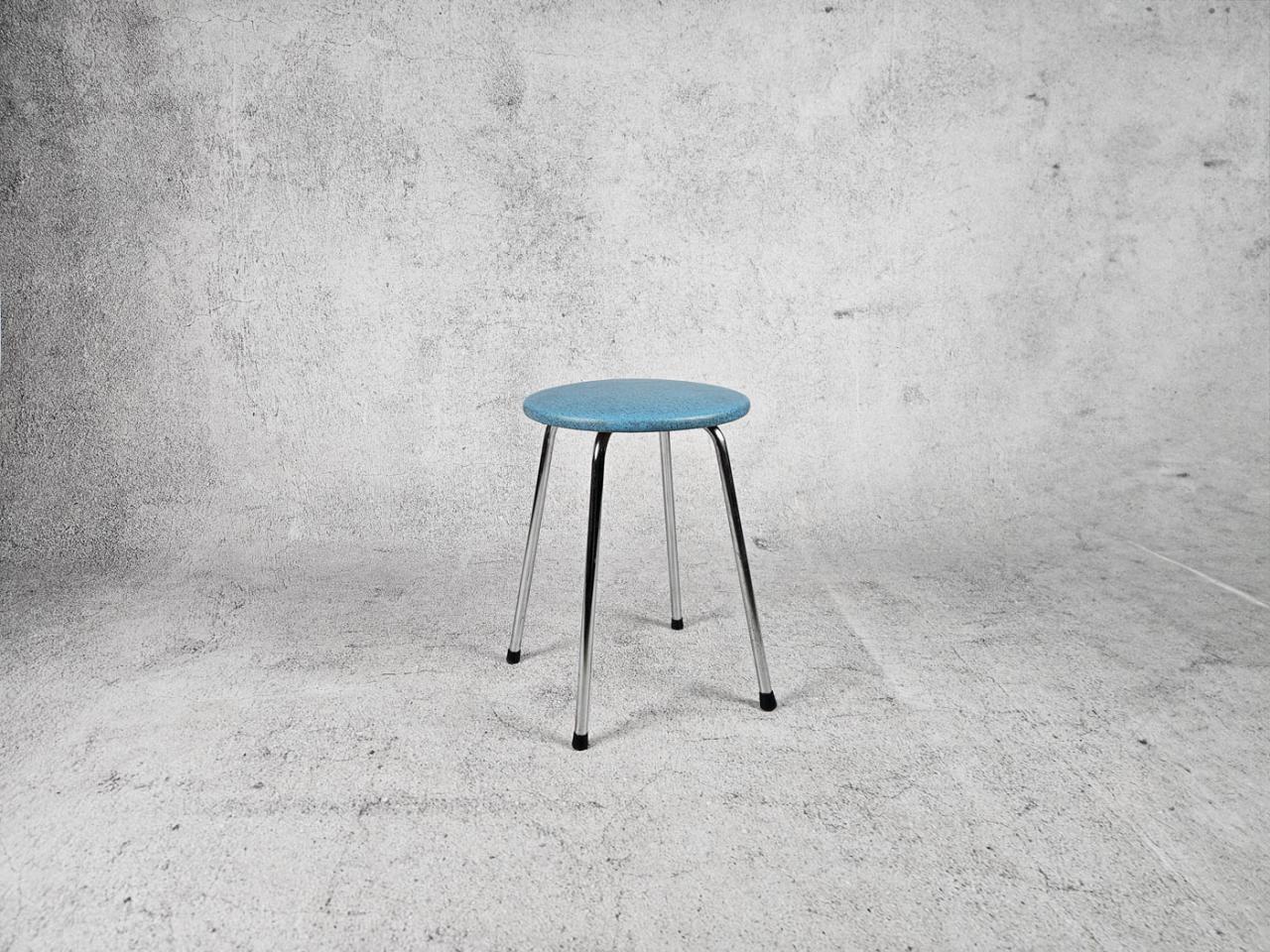 TABORET, PRL