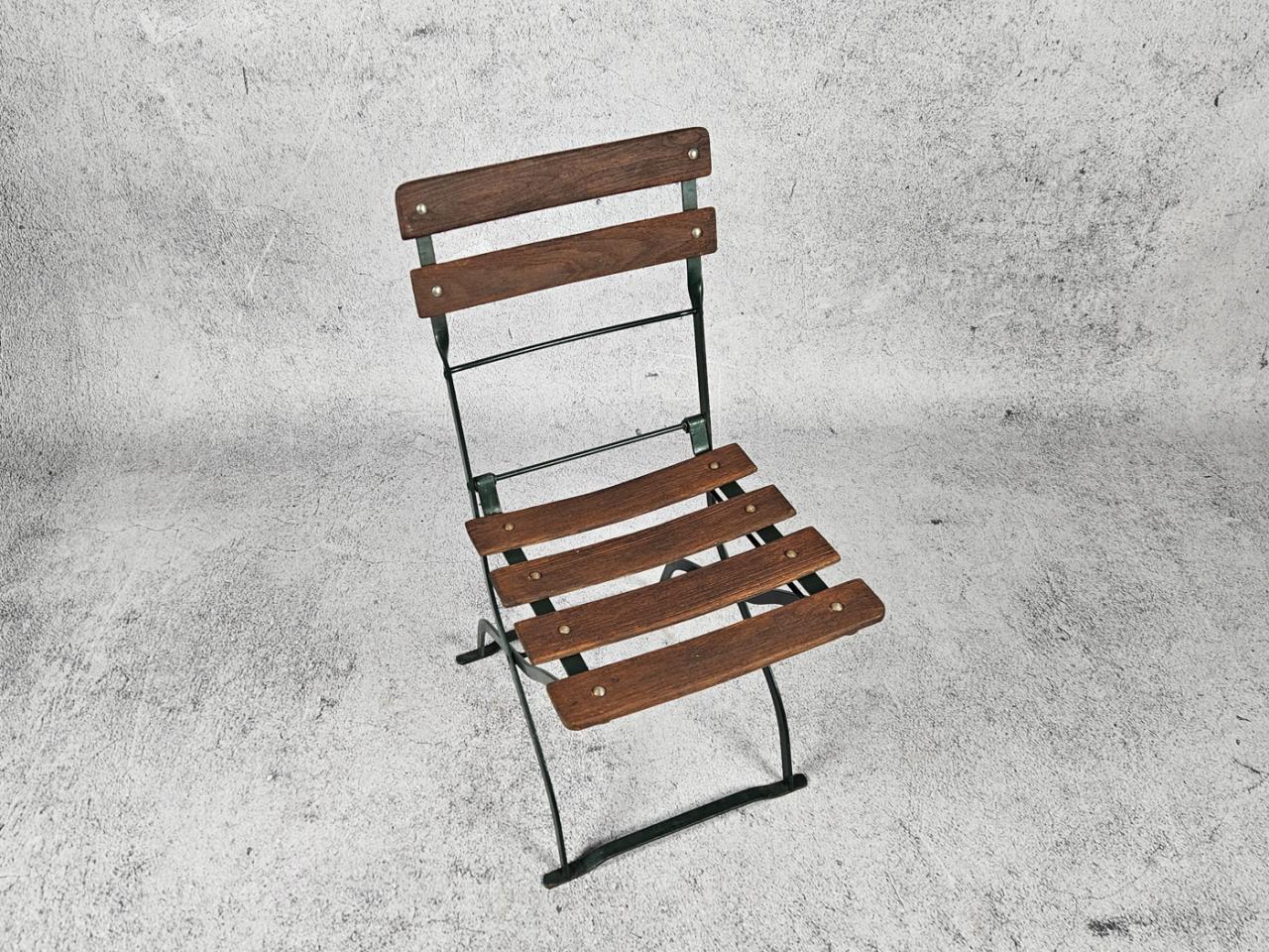 GARDEN CHAIR