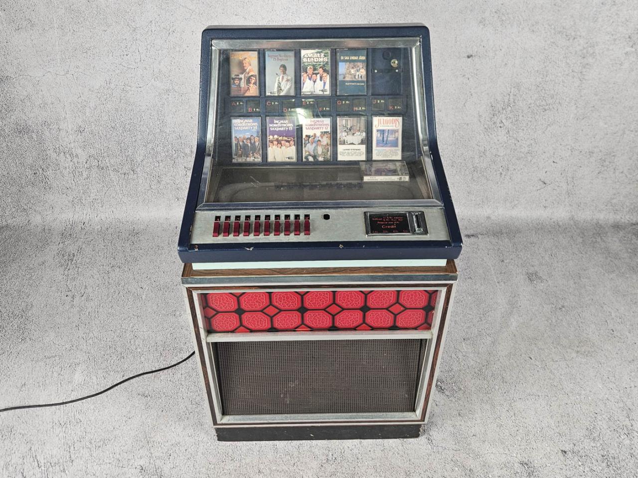 JUKEBOX WURLITZER C110 GERMANY 1972