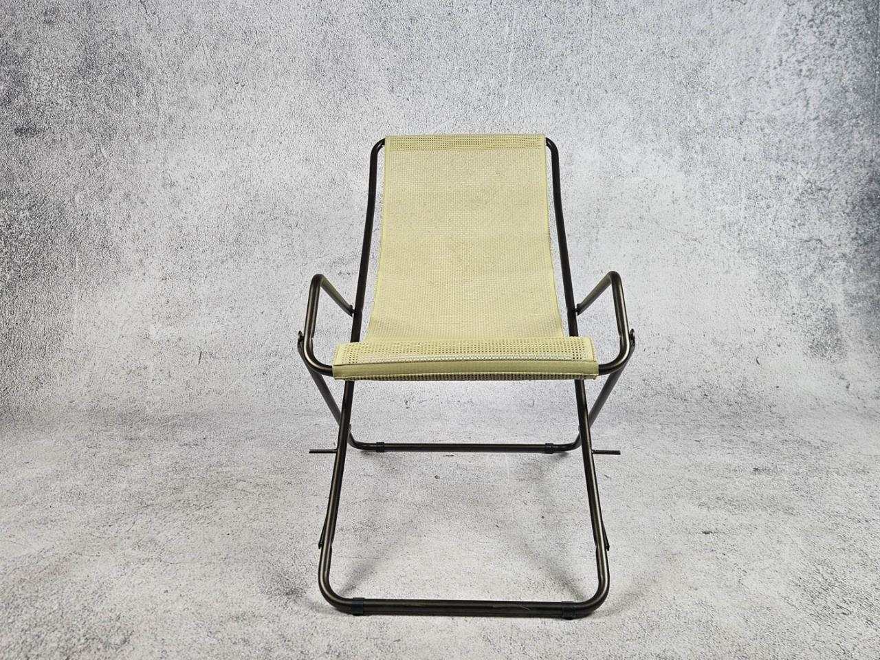 DECKCHAIR
