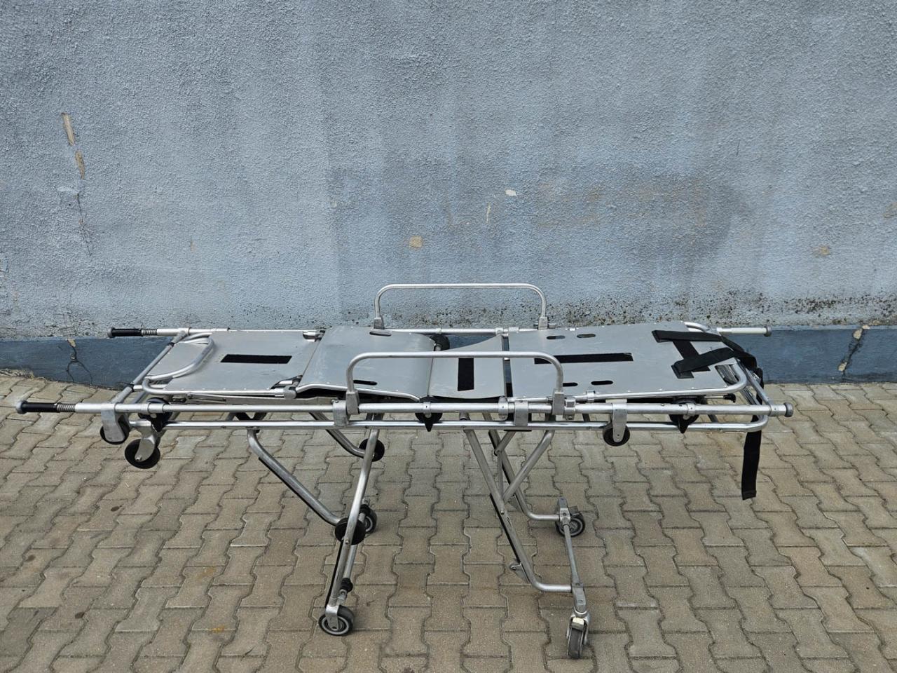 STRETCHER