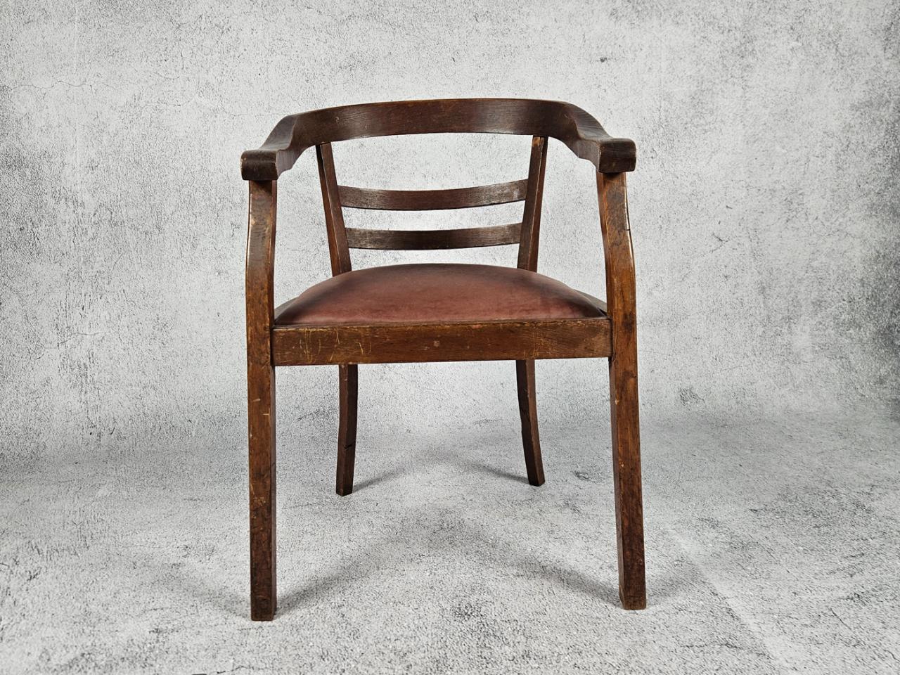CHAIR