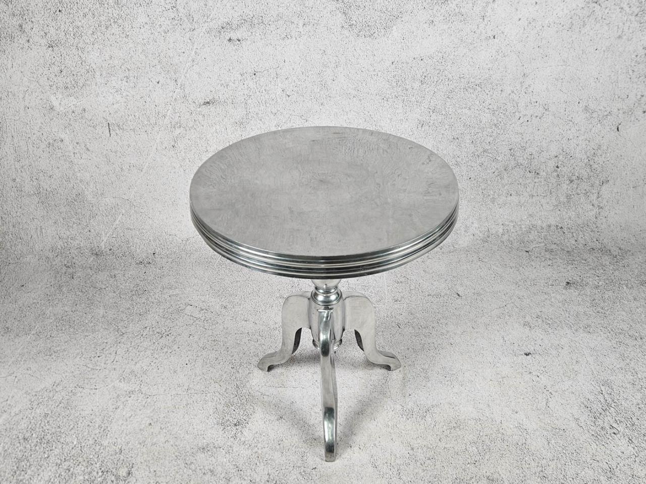 SMALL TABLE