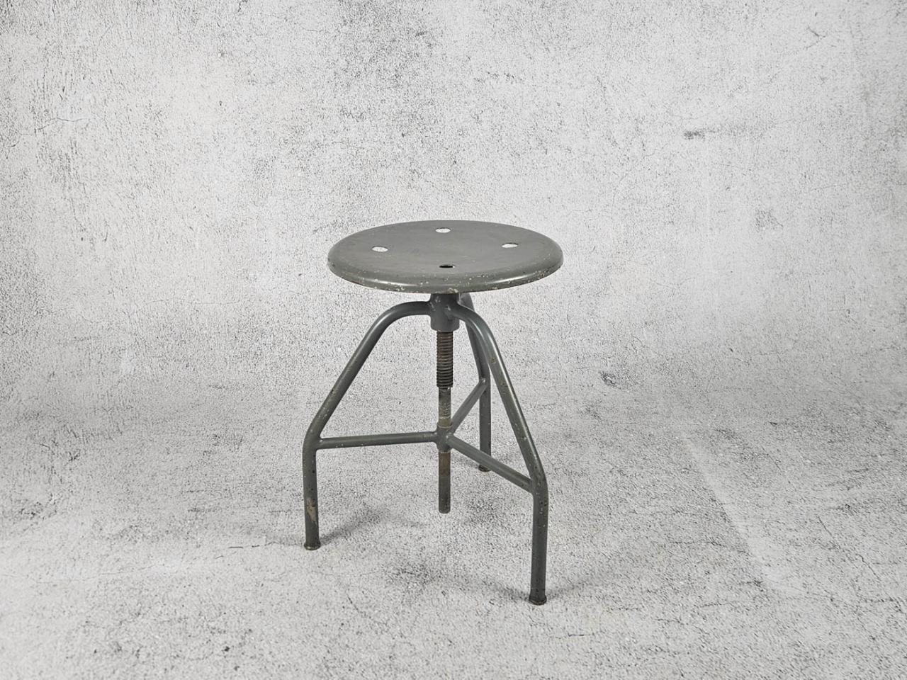 STOOL