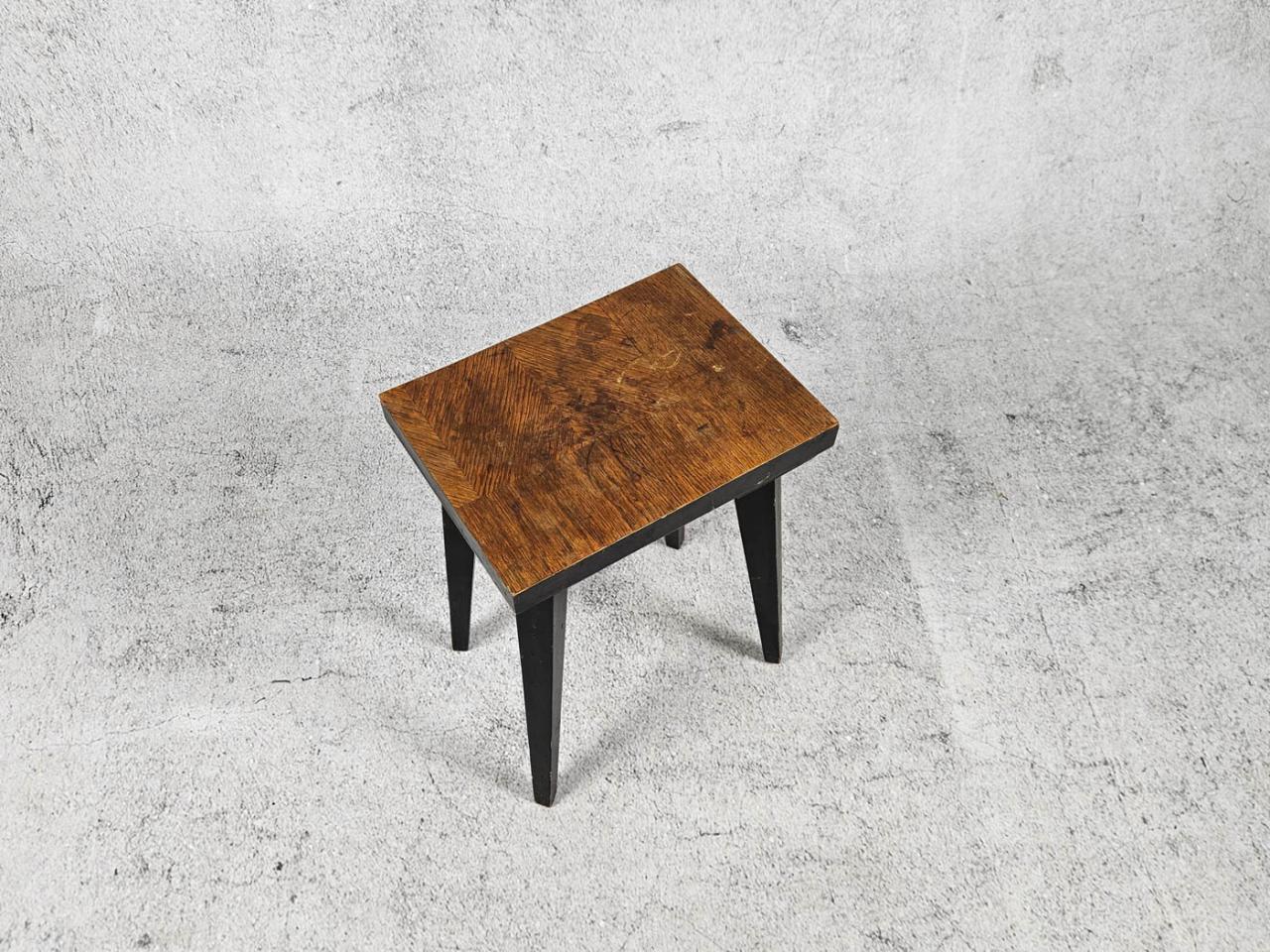 STOŁEK TABORET