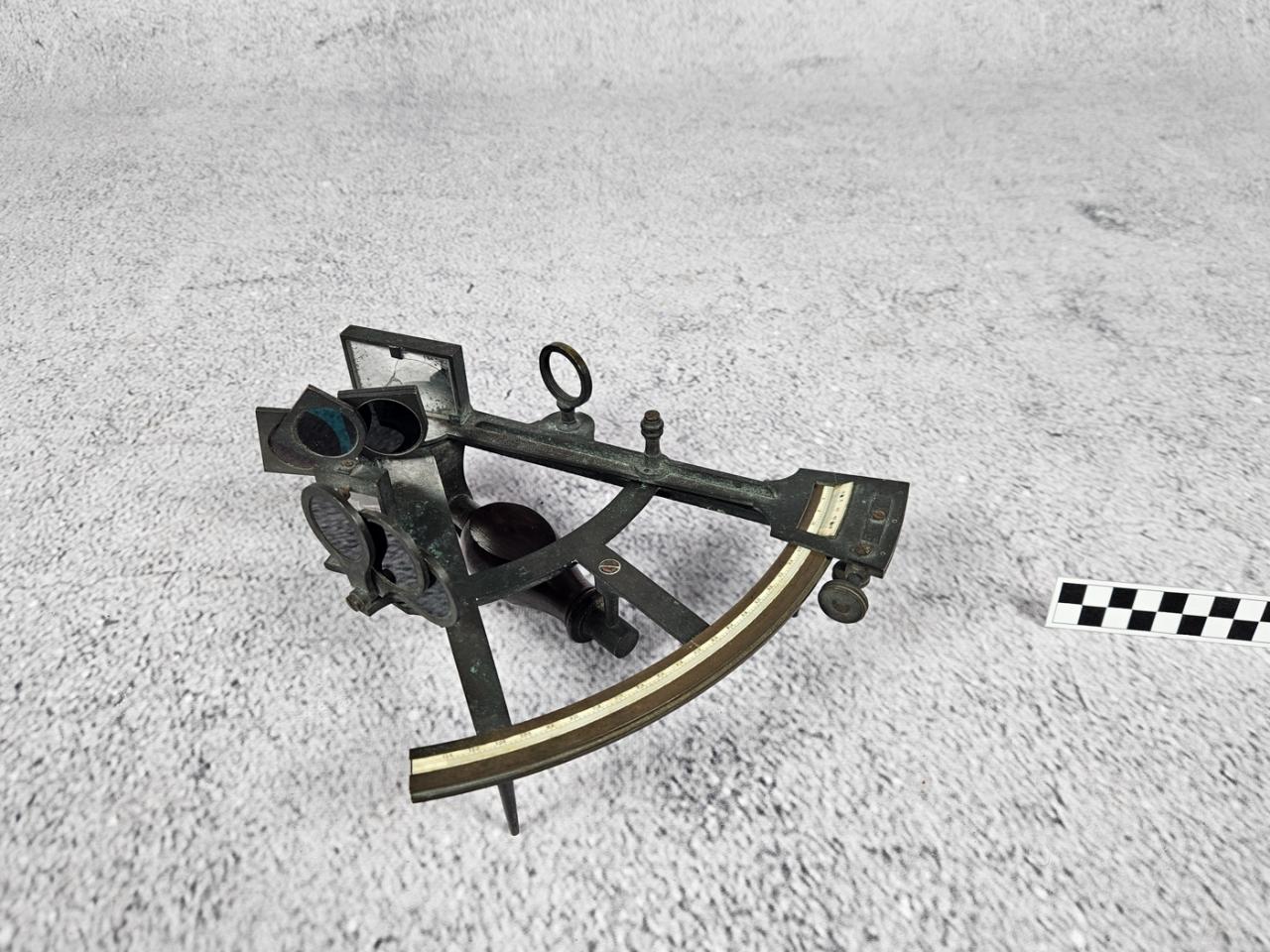 SEXTANT