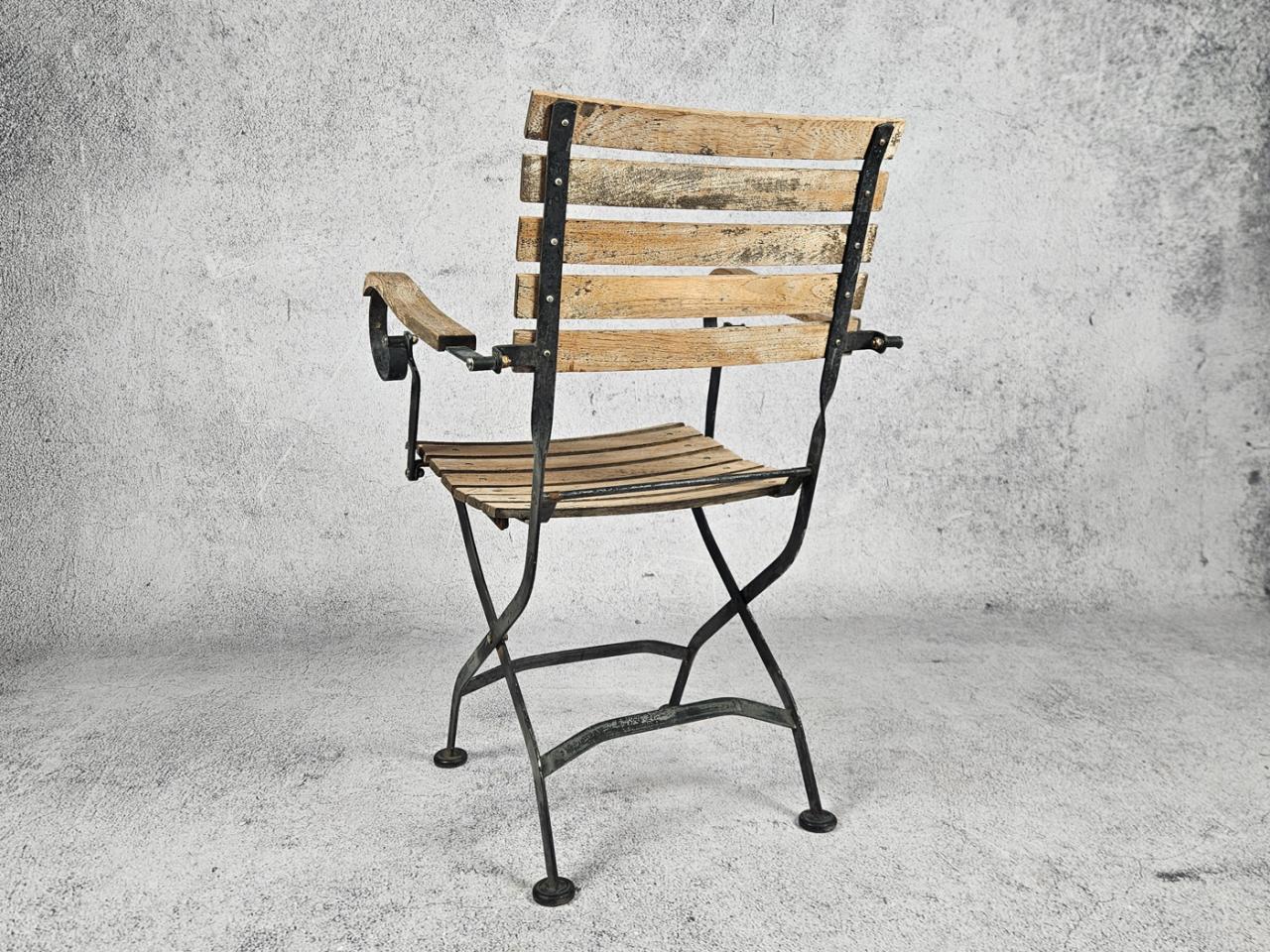 GARDEN CHAIR