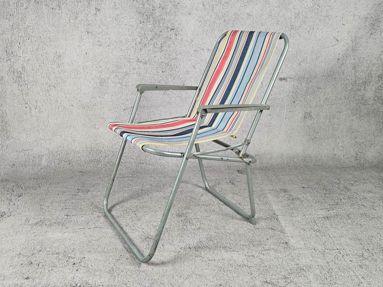 TOURIST CHAIR
