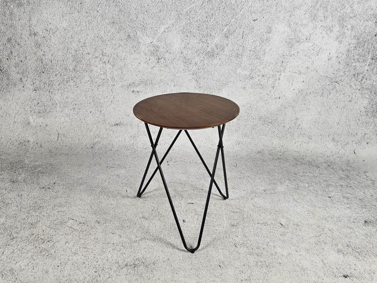 SMALL TABLE