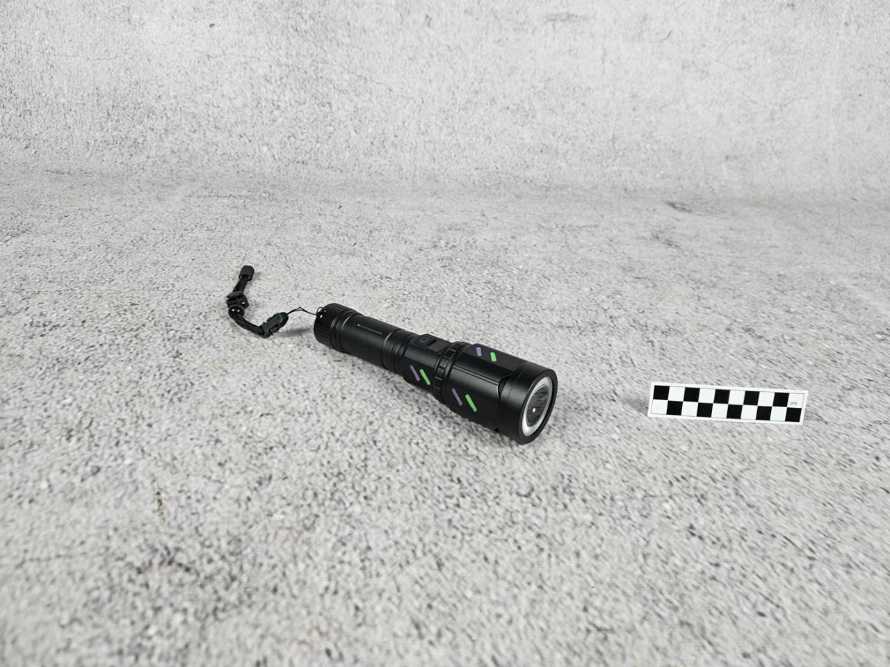 FLASHLIGHT