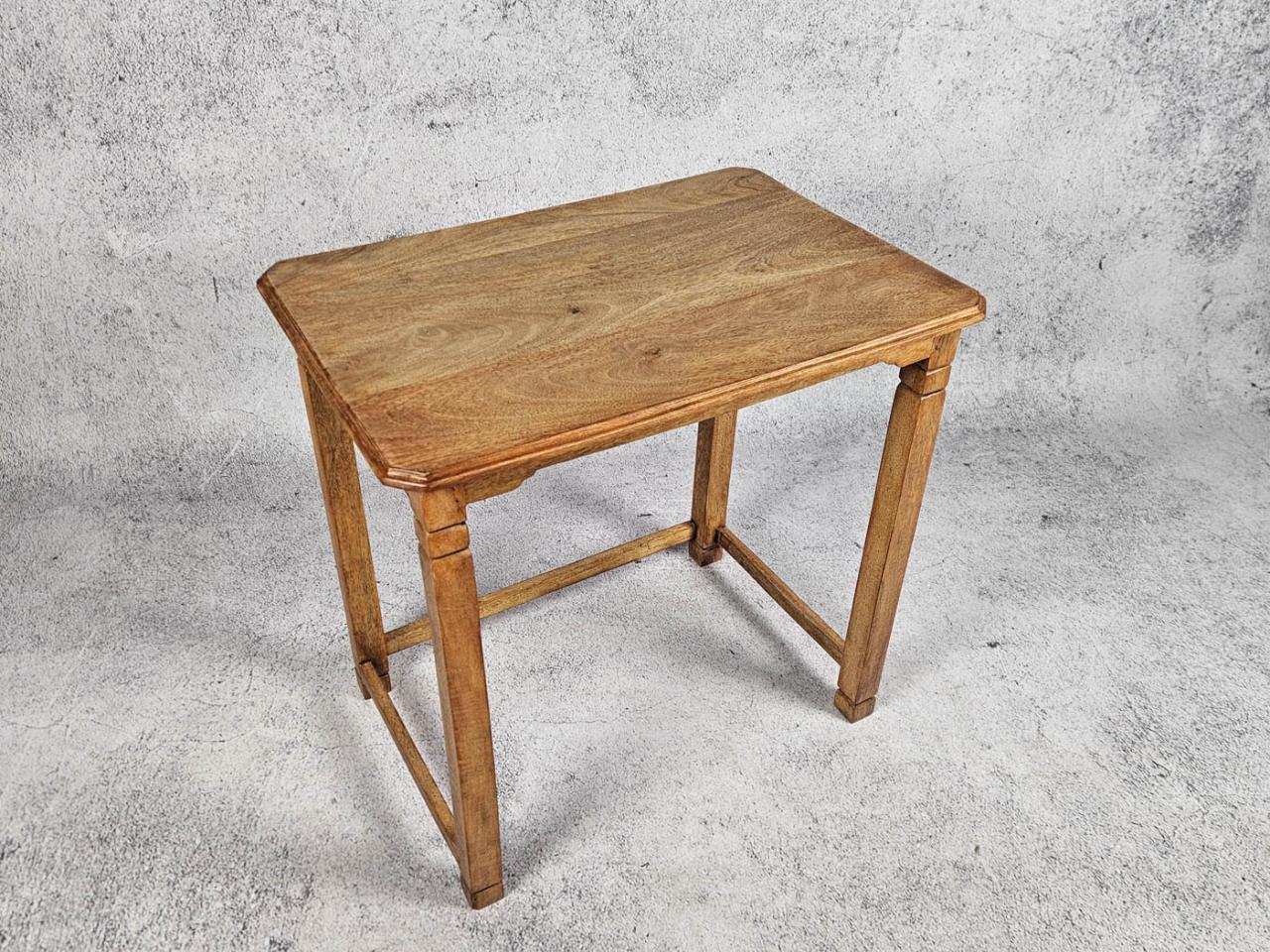 SMALL TABLE