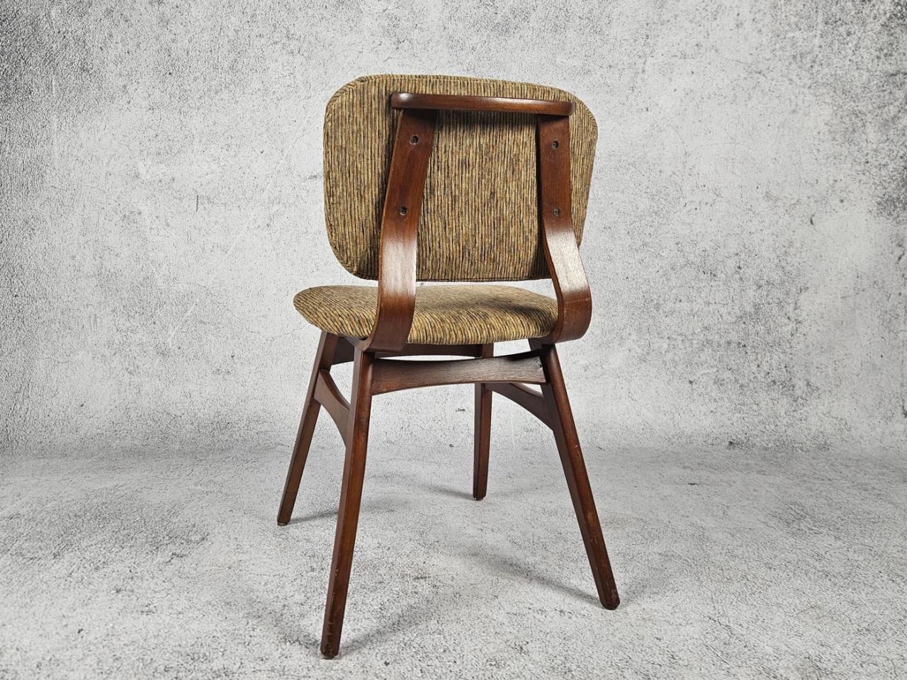 KRZESŁO, LATA 70-TE