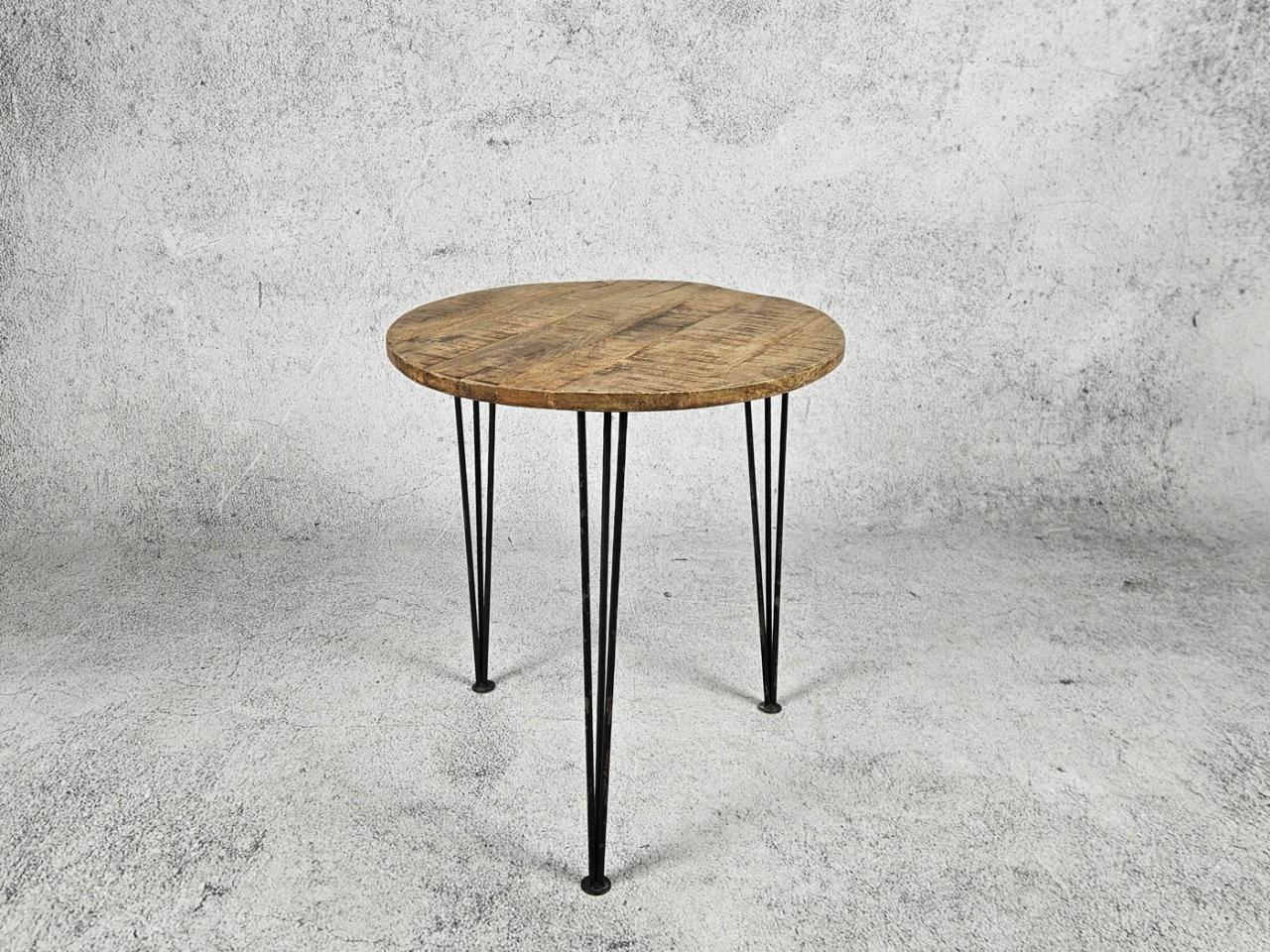 SMALL TABLE
