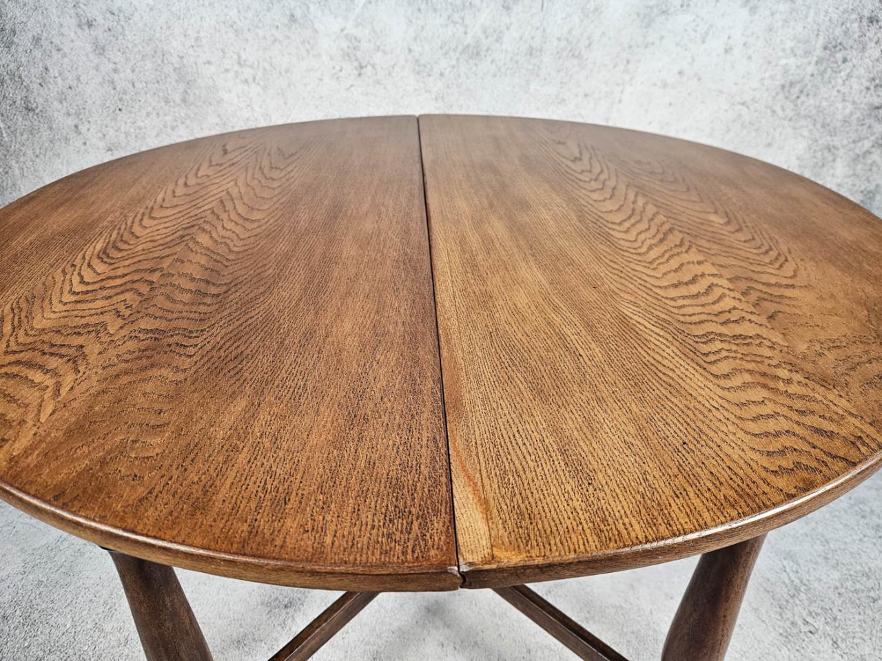 EXTENDABLE TABLE