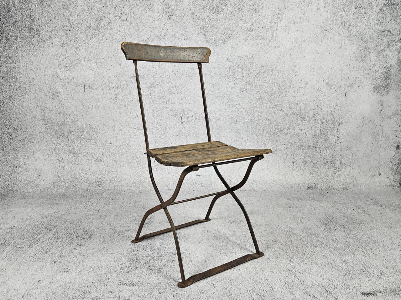 GARDEN CHAIR